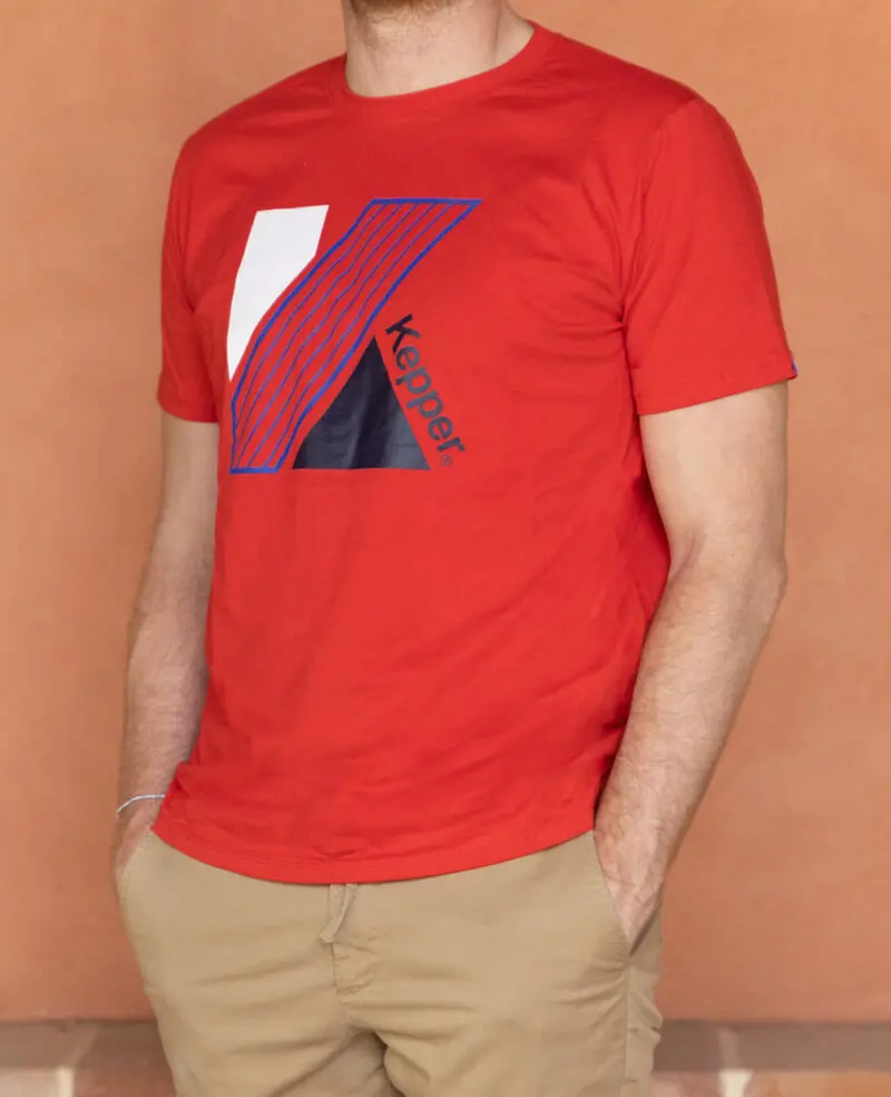 T-shirt Maxi K rouge - KEPPER 1982. Couleur : rouge - Marque solidaire et engagée