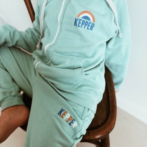 Enfant avec jogging menthe Kepper